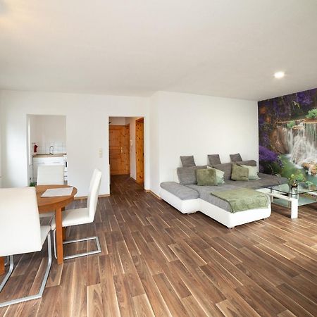 Haus Haas Zimmer&Fewo Apartment Lauda-Königshofen Exterior foto